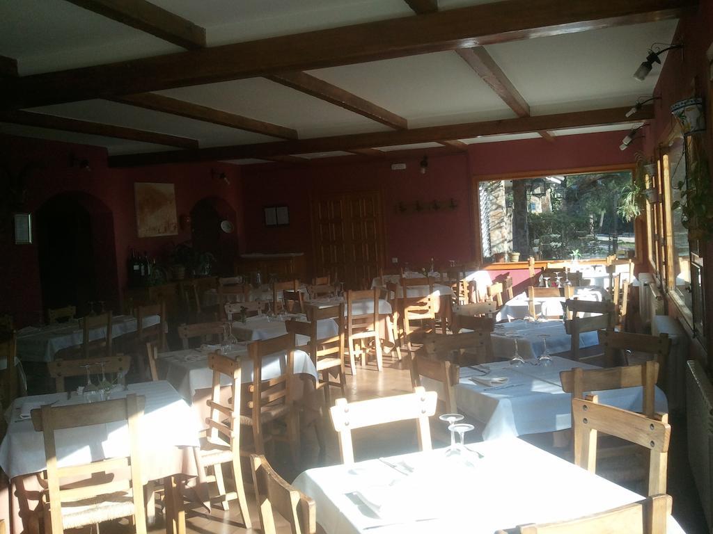 Pensión Hostal-restaurante Fogón De Gredos Guisando
